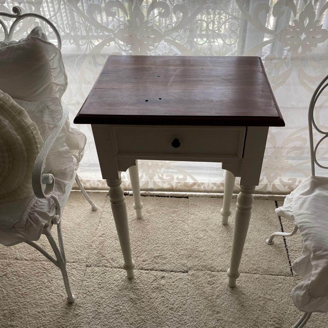 アンティーク　木製サイドテーブル 引き出し付き ホワイト