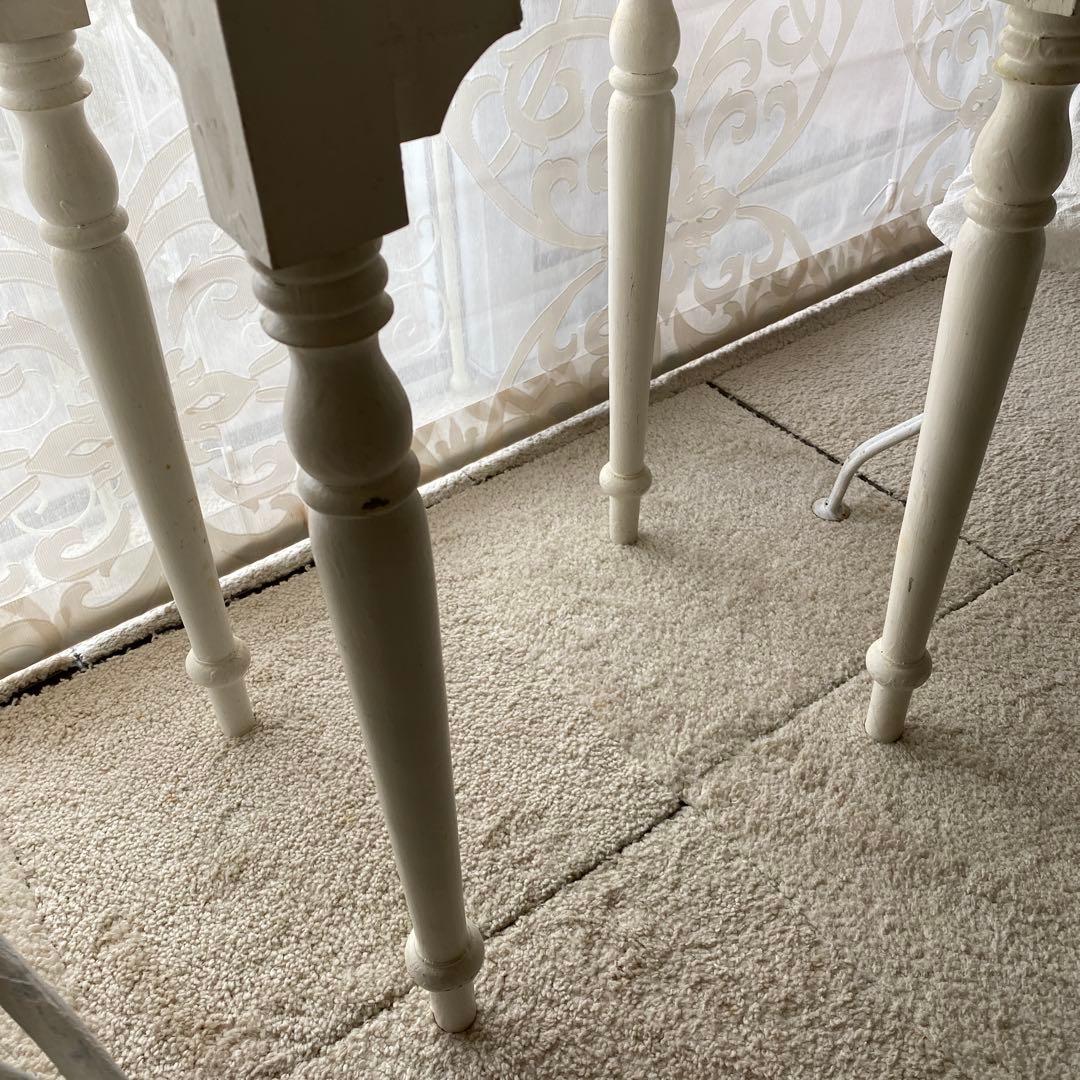 アンティーク　木製サイドテーブル 引き出し付き ホワイト