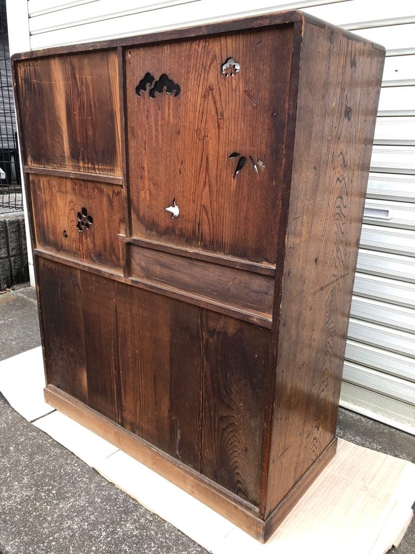 昭和レトロ 透し彫り無垢材 茶箪笥 飾り棚 サイドボード 古家具 ヴィンテージ