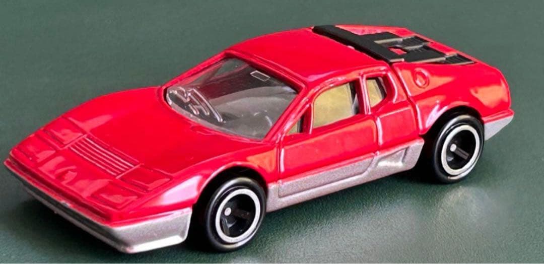 日本製 トミカ フェラーリ 2台セット