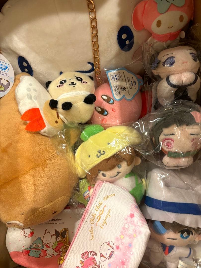 鬼滅の刃 　ラブライブ　呪術廻戦 アニメグッズ　まとめ売り 大量　500点以上