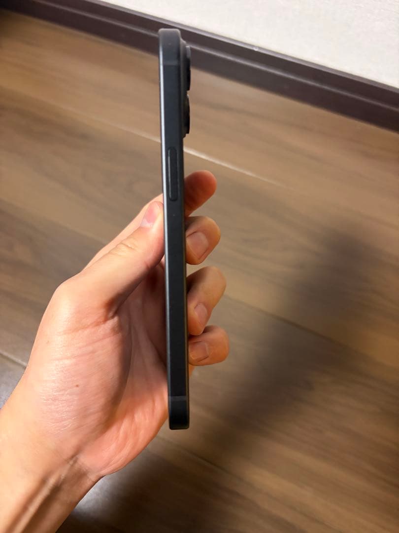 iPhone15 128G ブラック