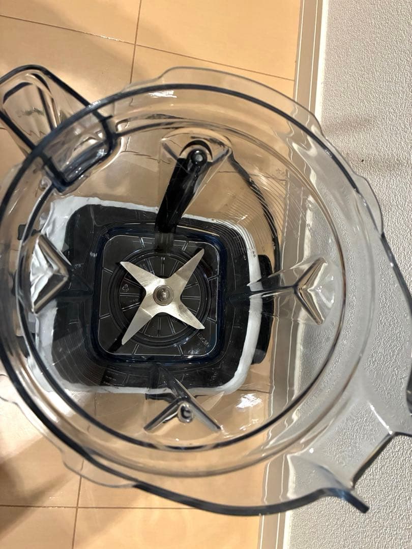 Vitamix V1200i ホワイト　2.0L 中古美品