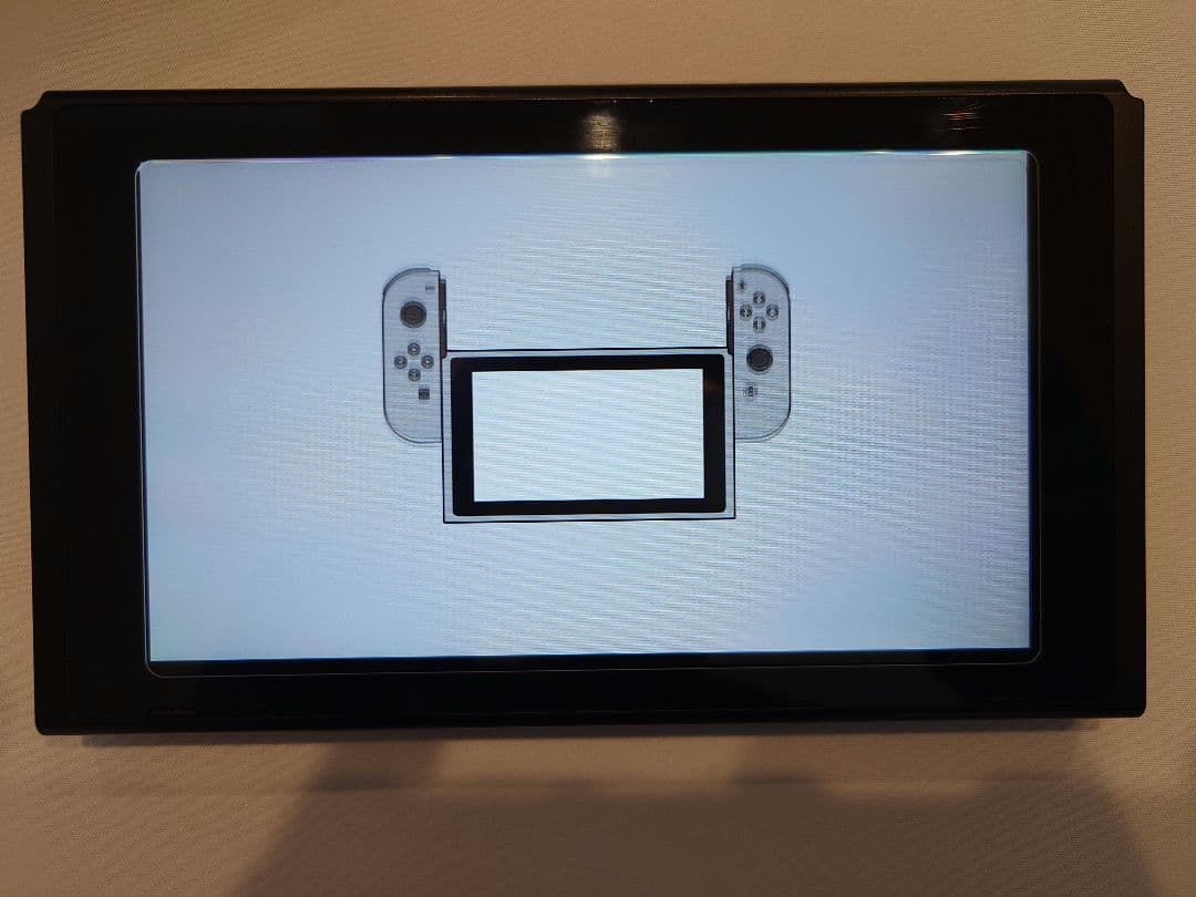 Nintendo Switch 本体+充電スタンド(フリーストップ式)