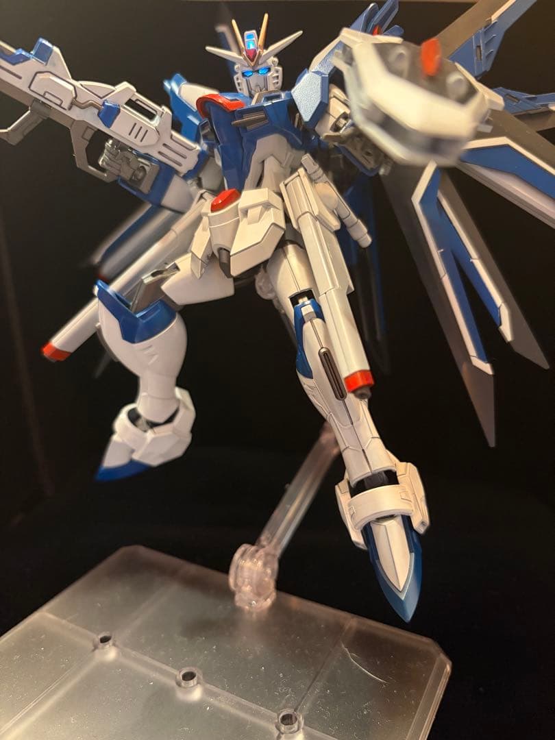 HG 1/144 ライジングフリーダムガンダム　全塗装+LED仕様