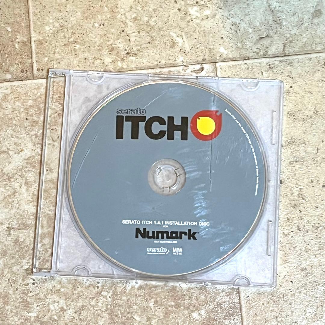 Numark Serato DJ Pro付き DJターンテーブルV7 (1)
