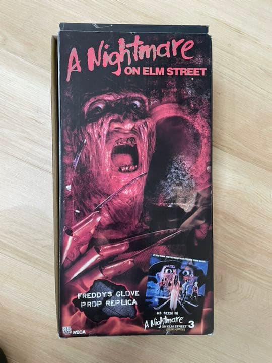 【未使用美品】エルム街の悪夢 惨劇の館フレディグローブ プロップレプリカ