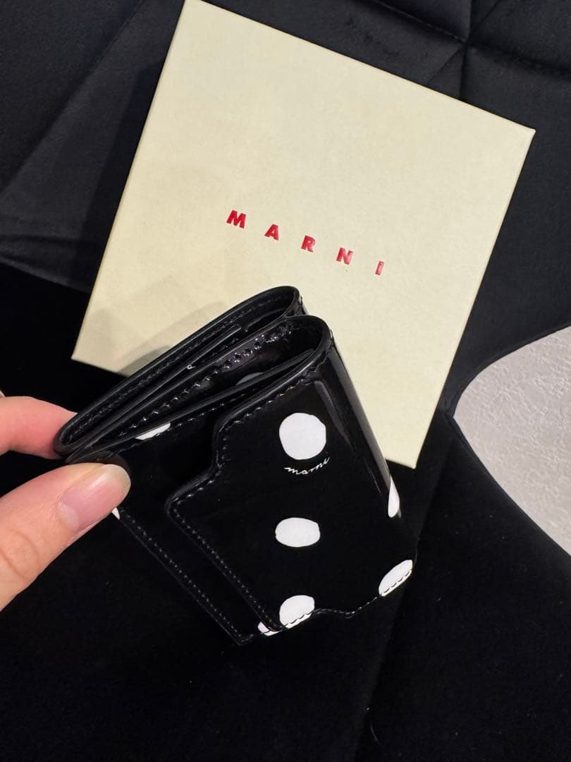 MARNI ドット柄 三つ折り財布