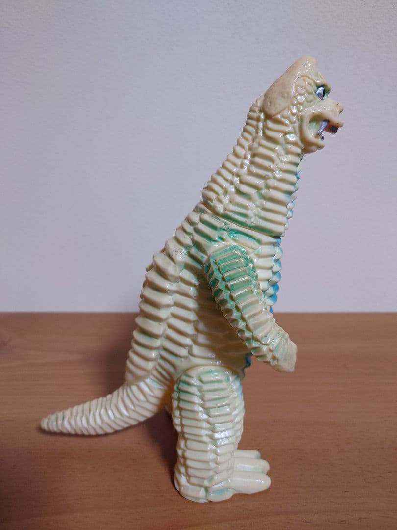 【当時もの美品！】マルサン　ソフビ　レッドキング　初代ウルトラマン