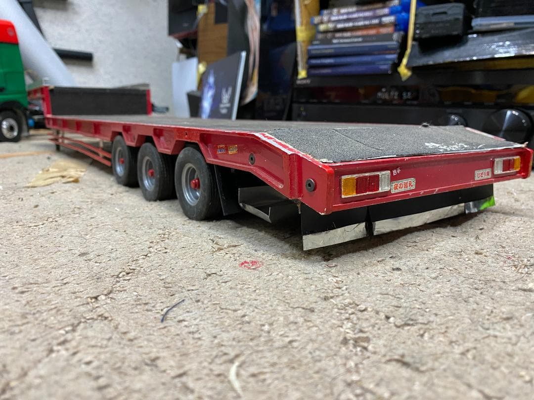 タミヤ　1/14 スカニアR620フルオペレーション　重機トレーラーセット