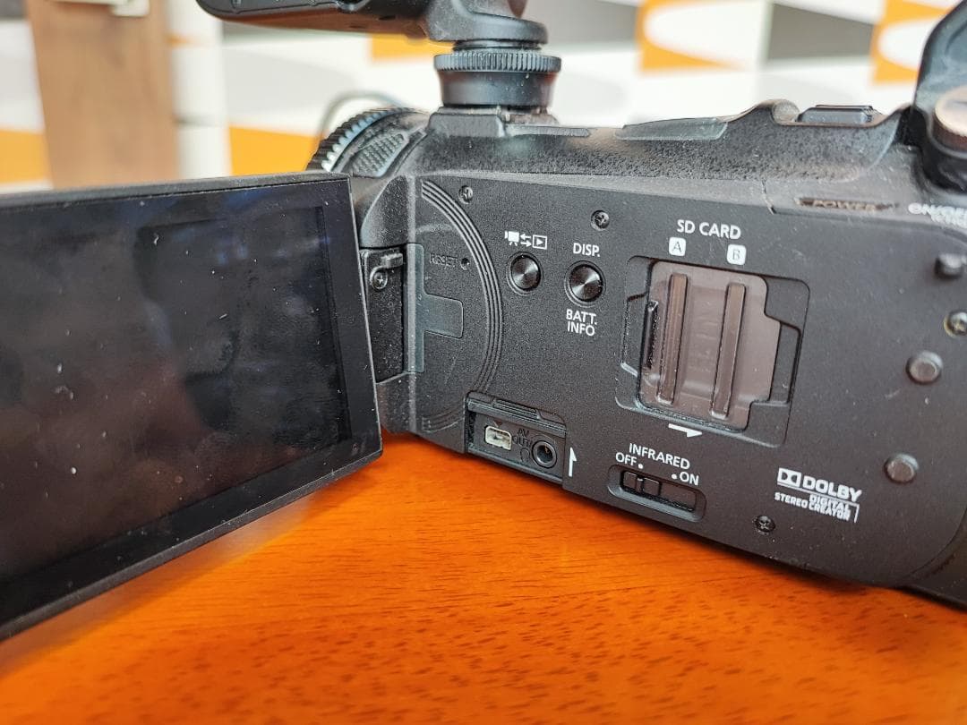 Canon XA10 業務用ビデオカメラ（XLRハンドルユニット付き）