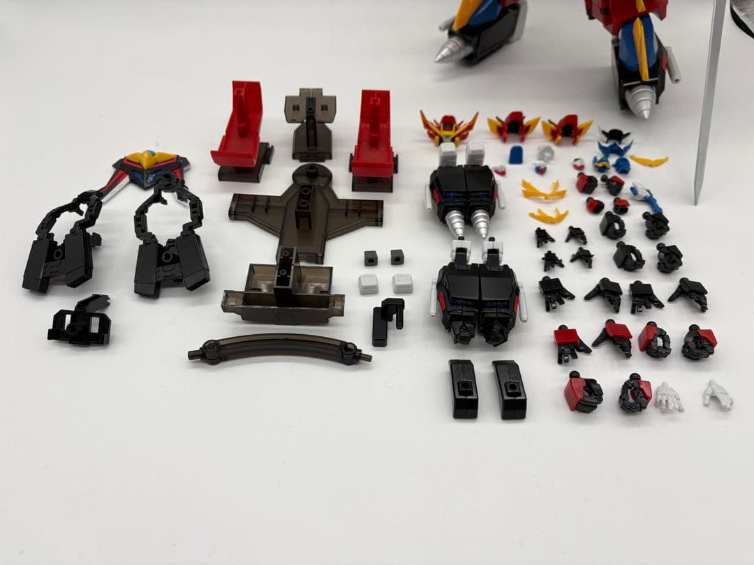 MODEROIDアルティメットグラヴィオン 素組 完成品モデロイド