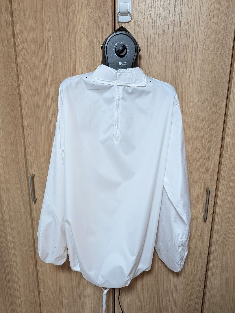 シワを伸ばすハンガー型乾燥機「アイロンいら～ず」 THANKO