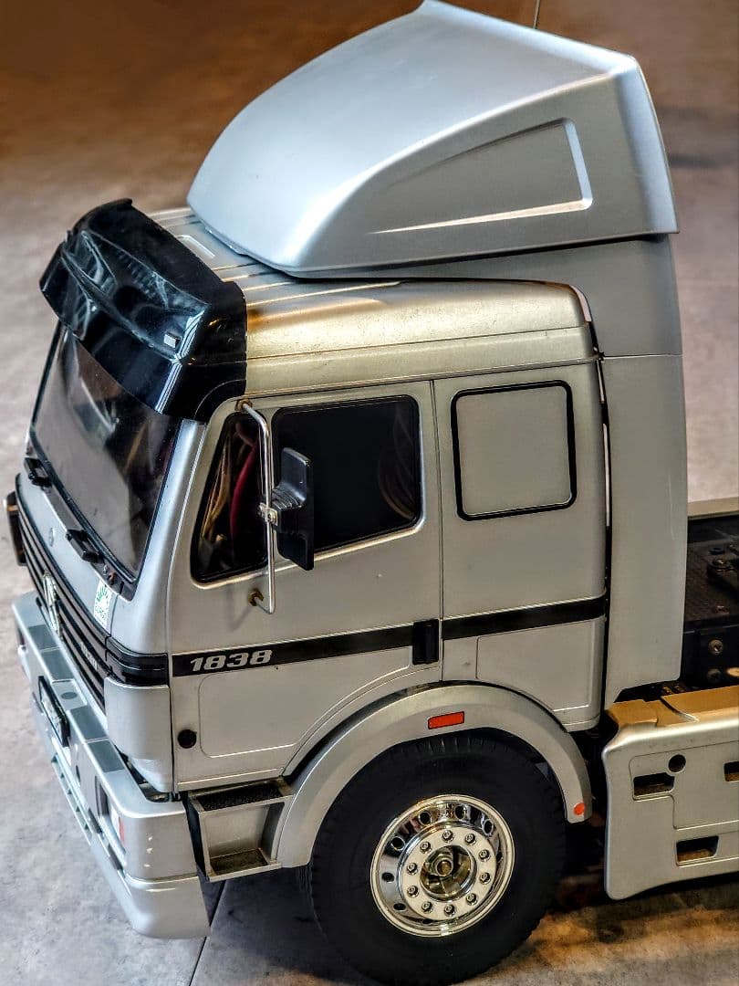 1/14 タミヤ メルセデスベンツ 1838LS ライト点灯 動作確認済み