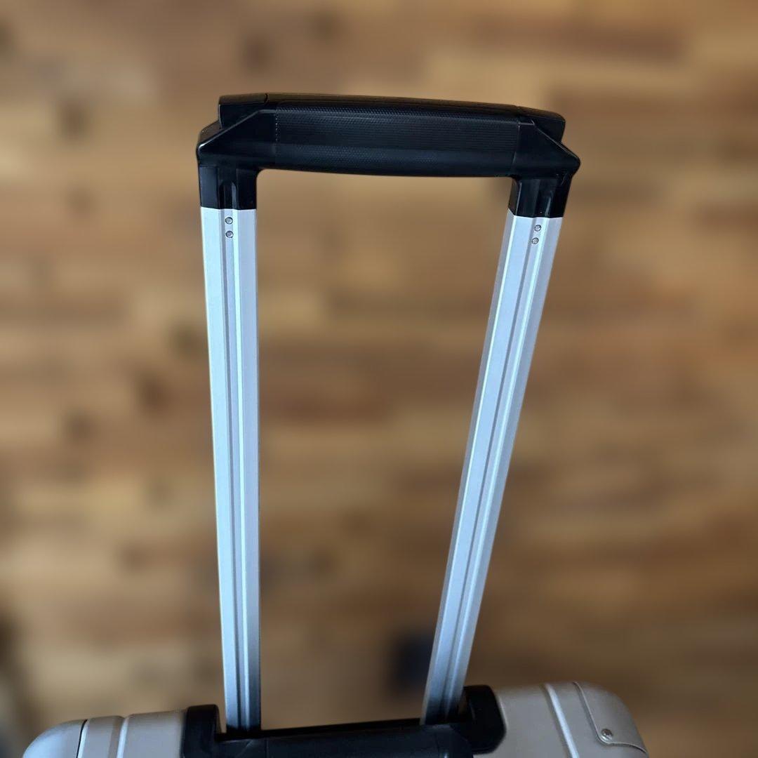 【ZERO HALLIBURTON 】アルミキャリーケース