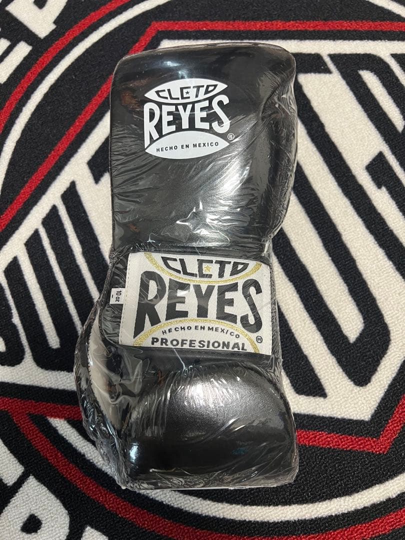 新品未開封REYES レイジェス ボクシンググローブ ブラック　10oz