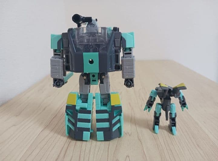 トランスフォーマー シャッタードグラス SG サイドスワイプ