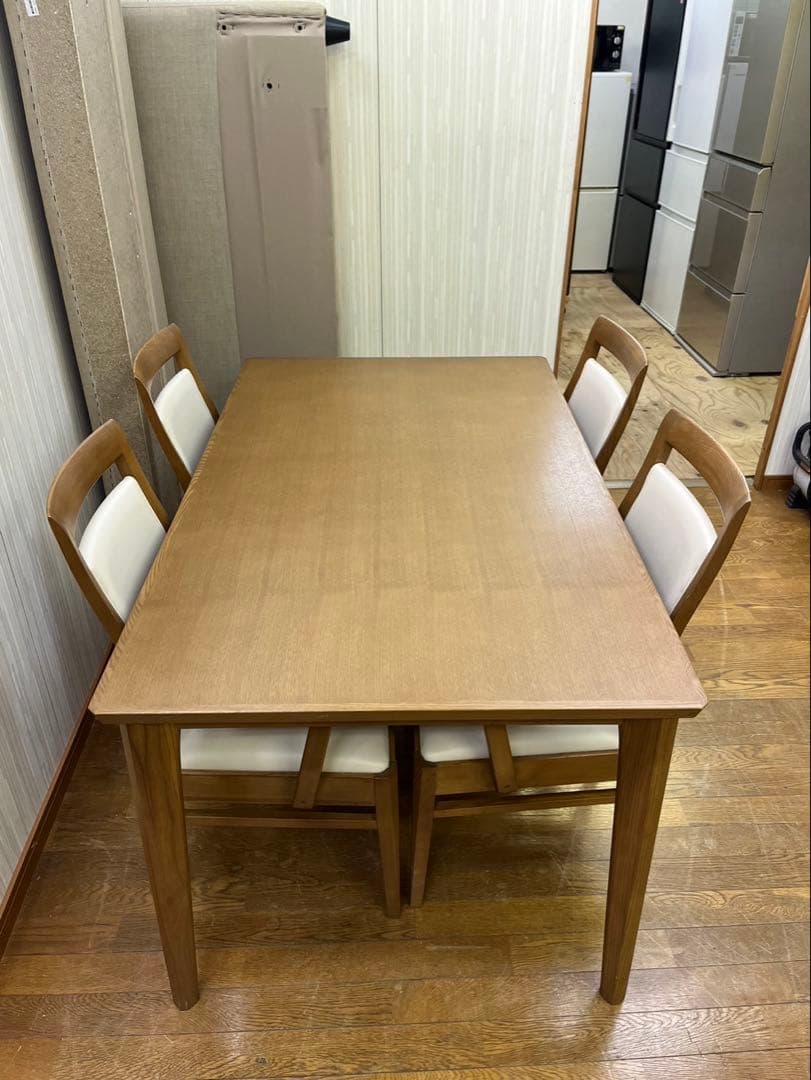 4人掛け ニトリ ダイニングテーブルセット ロレイン 肘置き付きチェア4脚