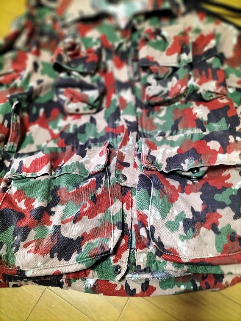 迷彩ジャケット フード付き