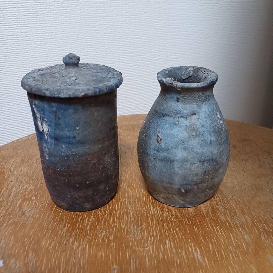 松葉勇樹作の蓋物と小壺