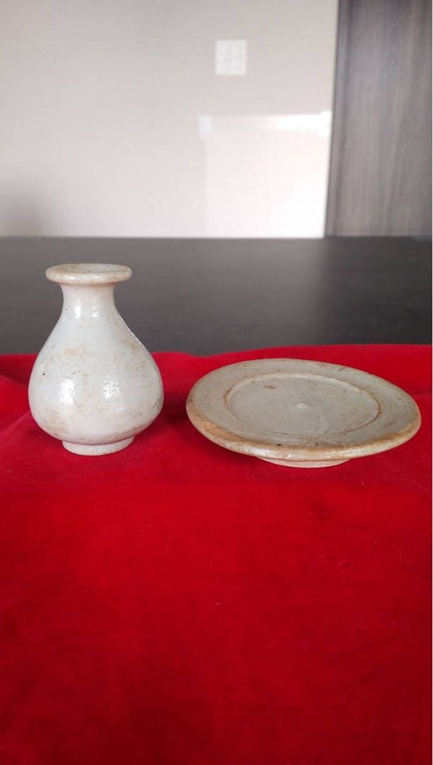 李朝　白磁　明器　祭器　朝鮮美術　韓国美術　小皿　壺