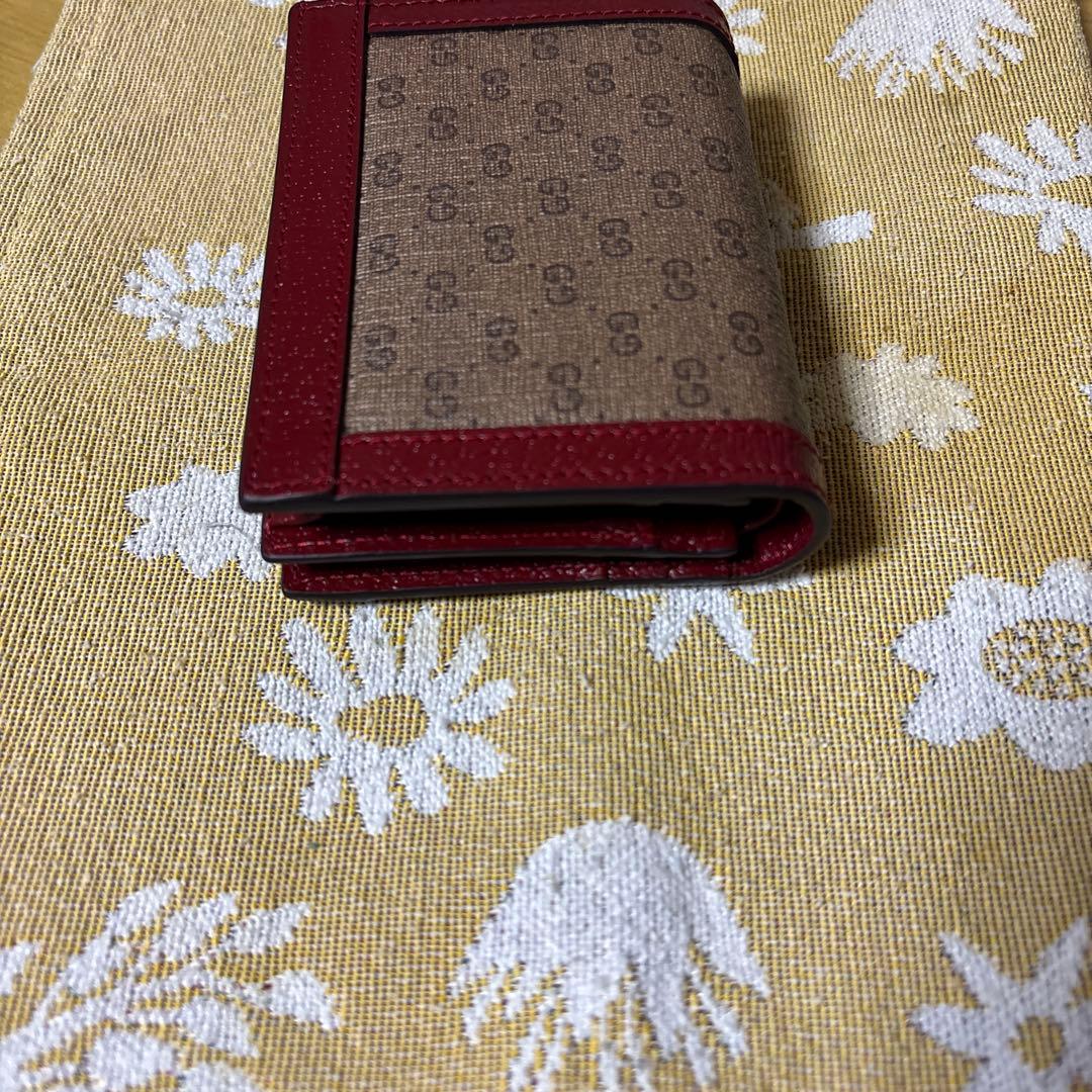 GUCCI ドラえもん二つ折り財布
