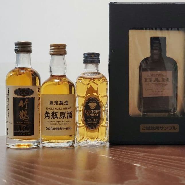 ウイスキー ミニチュアボトル 4本セット レア