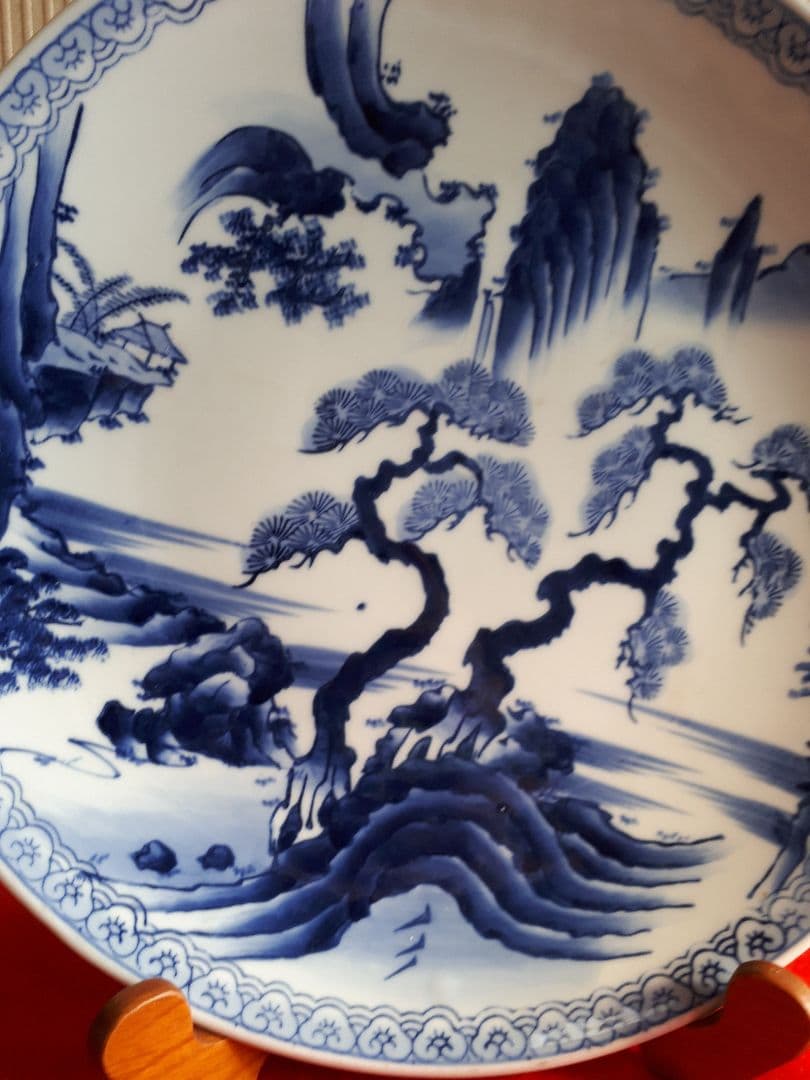 伊万里染め付山水大皿