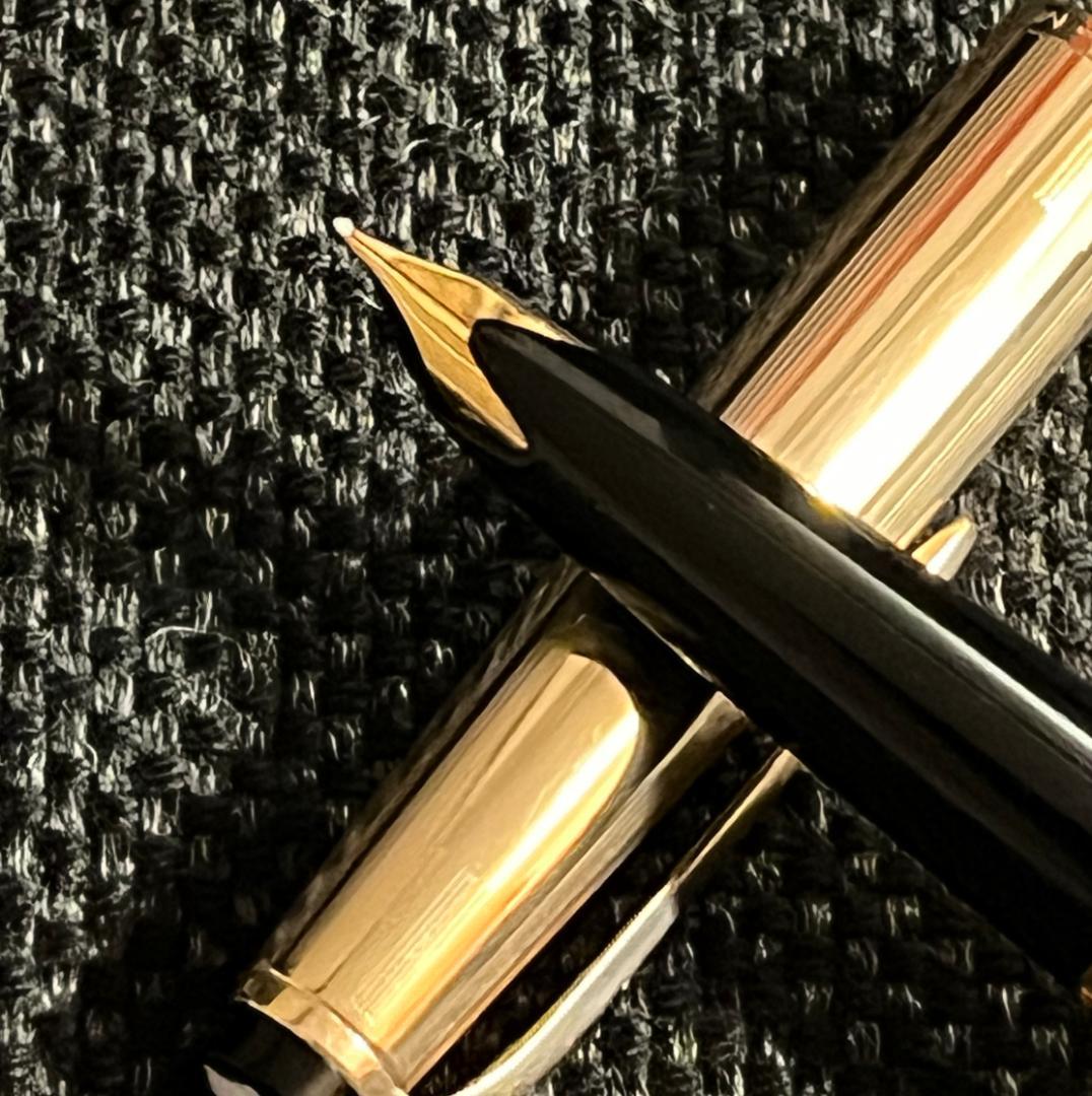 美品 モンブラン 72 ブラック F 万年筆