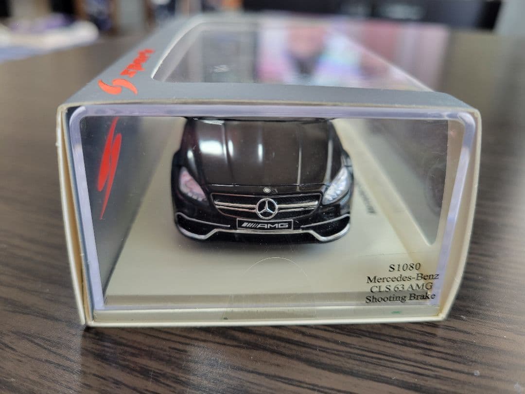 M-Benz CLS 63 AMG Shooting Brake ミニカー