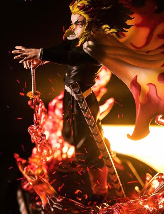 人気 鬼滅の刃 フィギュア 煉獄杏寿郎 無限列車編