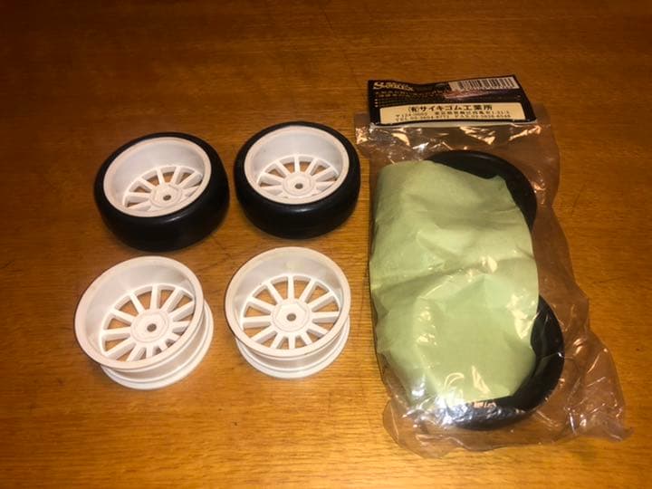 1/10ラジコンカー タイヤ 4セット