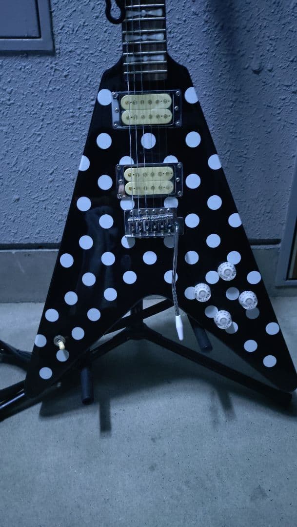 ランディー・ローズ 水玉フライングV レプリカ　　　ランディーストラップ