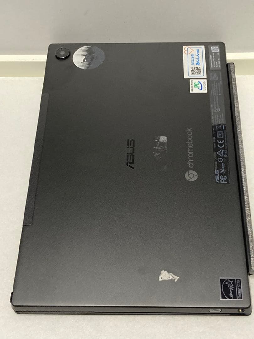 ASUS Chromebook Detachable CM3 10.5インチ
