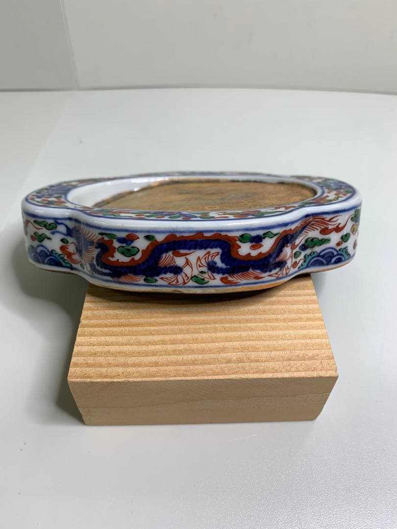 中国 硯 中国美術 大明萬歴年製 五彩龍文陶硯