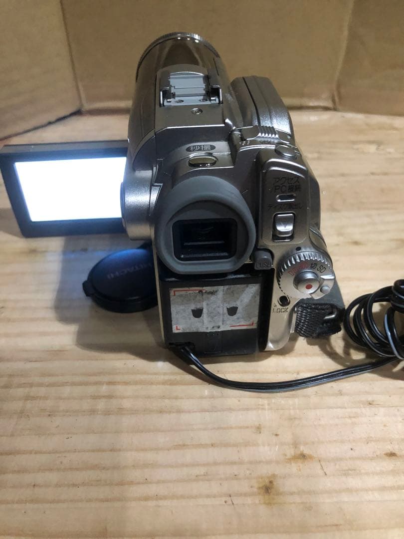 ビデオカメラ HITACHI DVD CAMERA   DZ-HS303