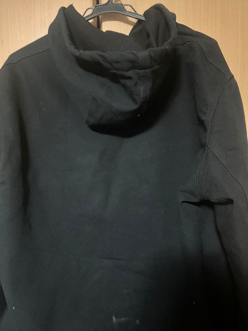 Carhartt アクティブジャケット　ブラック　Lサイズ　値下げ⭕️