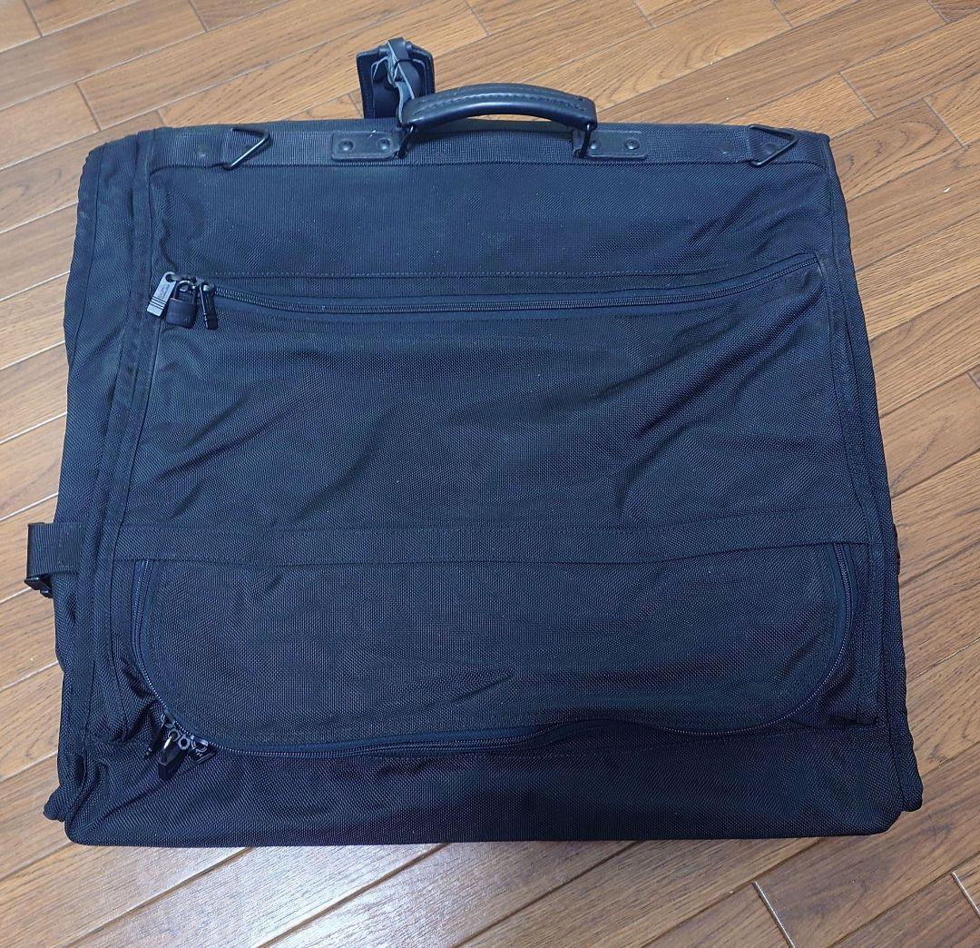 TUMI ガーメントバッグ (style 228)