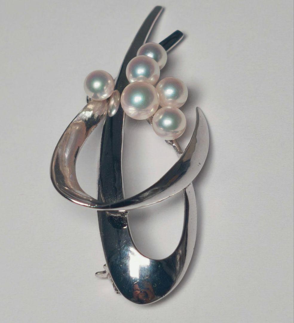 【美品 高級◎】タサキ ブローチ パール 6珠 フォーマル T刻印 冠婚葬祭