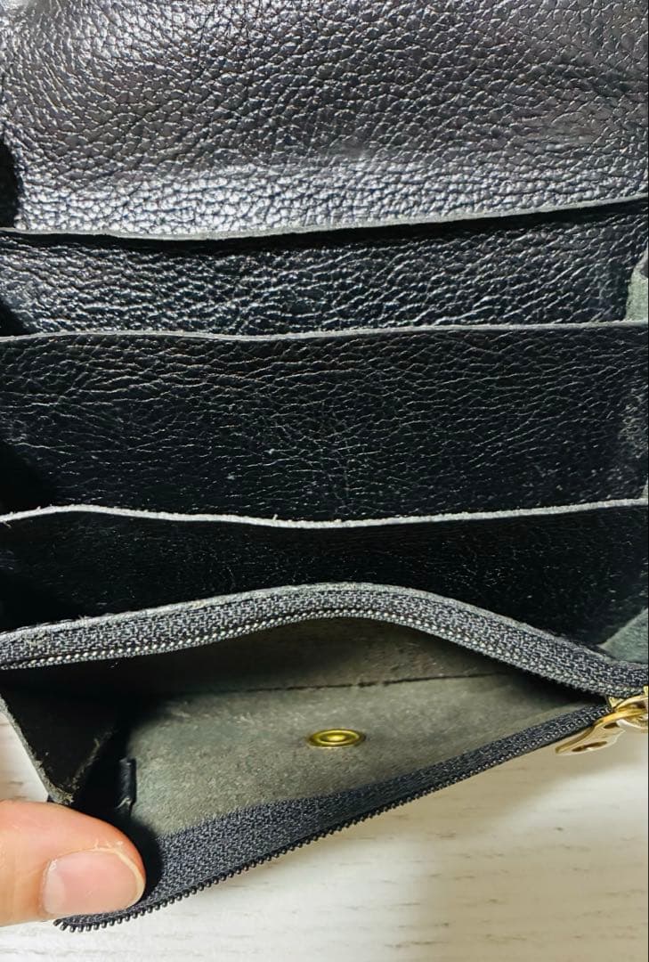 イルビゾンテ 財布 IL BISONTE ミディアムウォレット　ブラッ