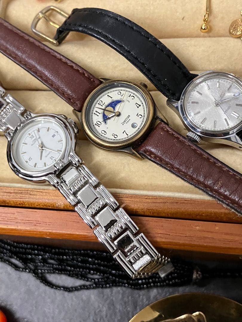 遺品整理 指輪 ネックレス イヤリング 腕時計　タイピン　金盃