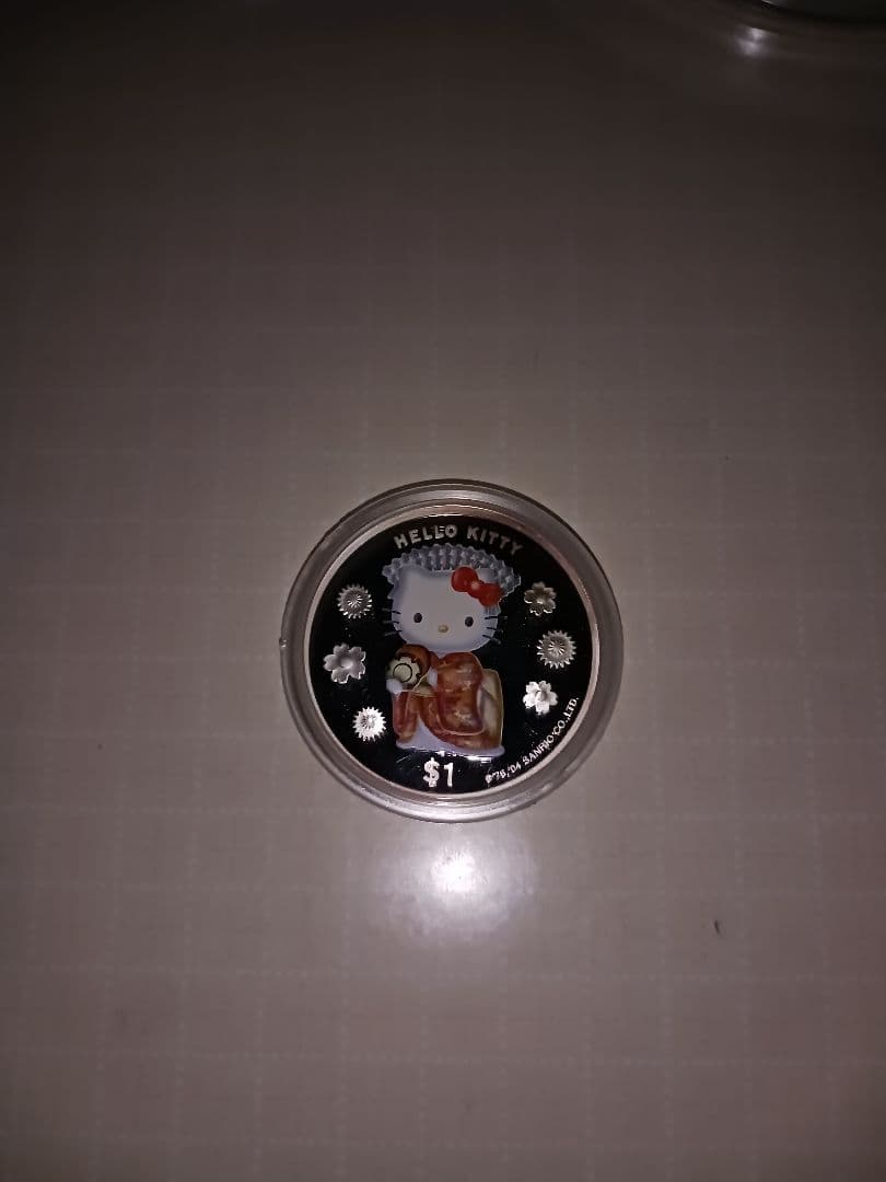 HELLO KITTY 30years 　1オンス銀貨