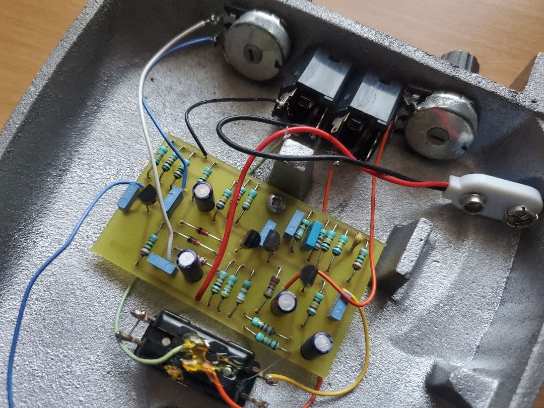 ロジャーメイヤー オクタヴィア ROGER MAYER OCTAVIA