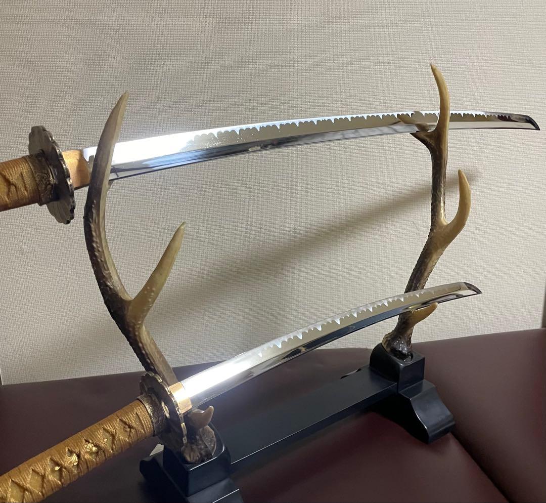 ポメ　模造刀　居合刀　太刀　脇差　刀掛け　武具　X098