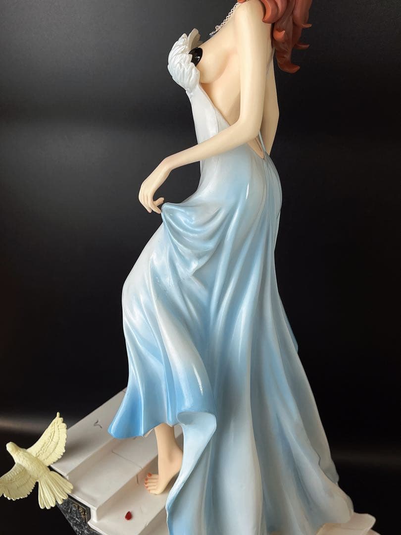 ルパン三世 峰不二子　フィギュア、ドレス、1/4、BIGサイズ