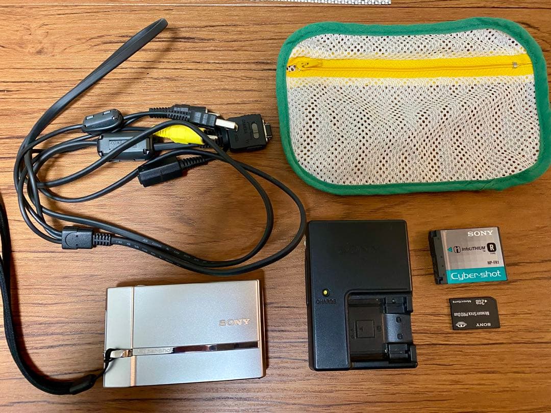 SONY Cybershot コンデジ　本体、付属品