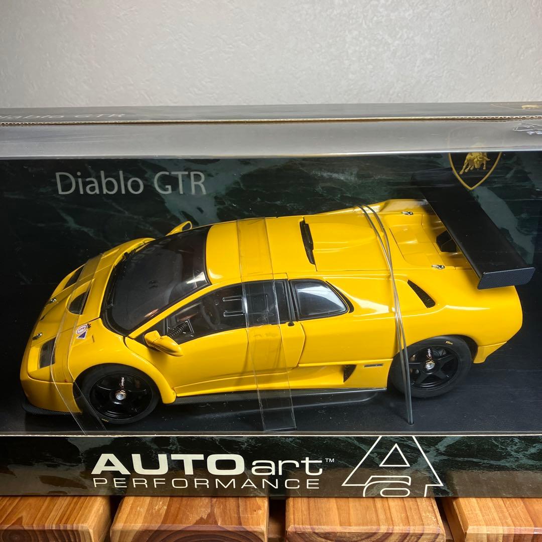 オートアート 1/18 ランボルギーニ ディアブロGTR 2001
