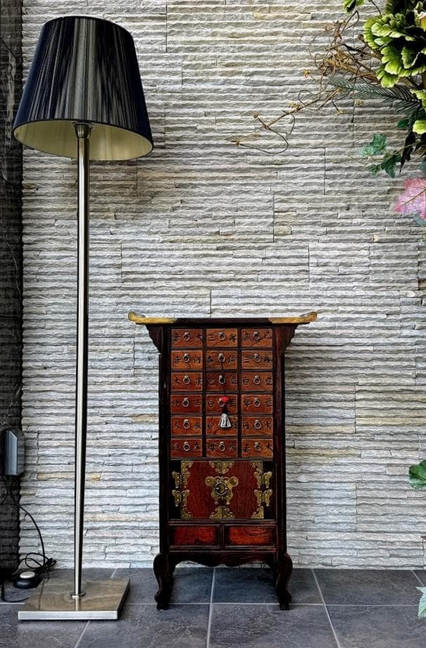 売約済み　李朝　薬箪笥　時代箪笥　引き出し１８杯