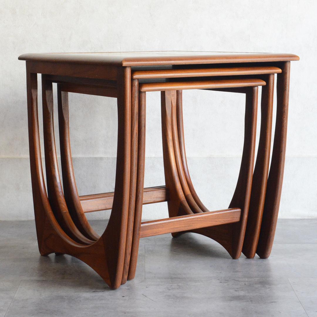 G-PLAN ヴィンテージ タイルトップ ネストテーブル チーク サイドテーブル