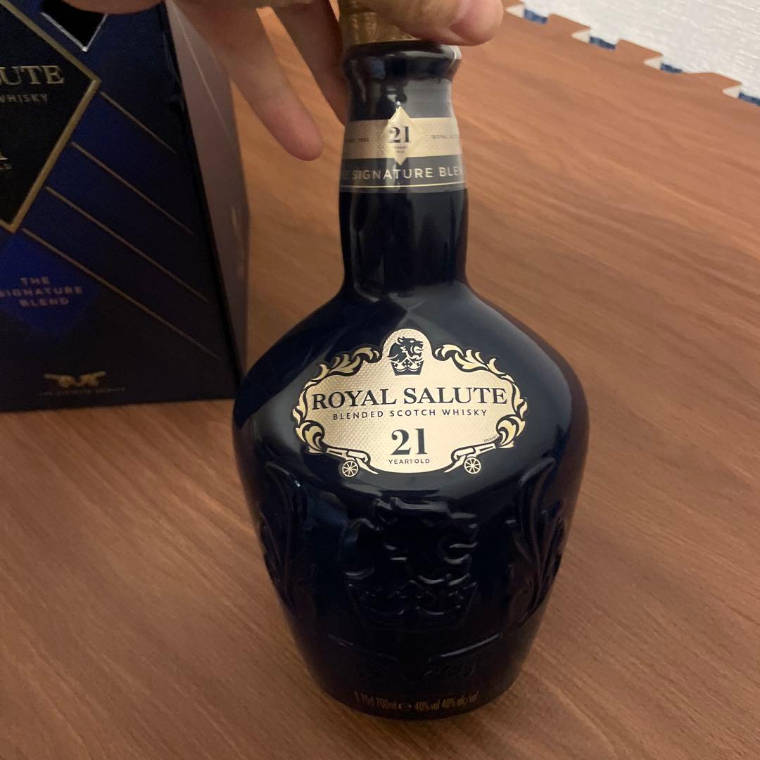 ロイヤルサルート 21年 シグネチャー ブレンド 青ボトル (シーバスリーガル